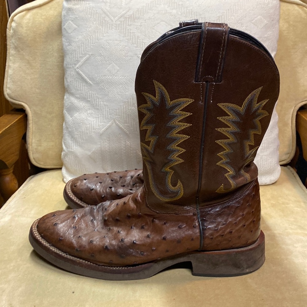 Justin ostrich cowboy boots